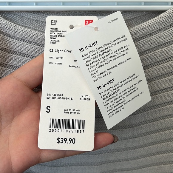 Uniqlo t-shirt sweater, size S - Picture 3 of 4